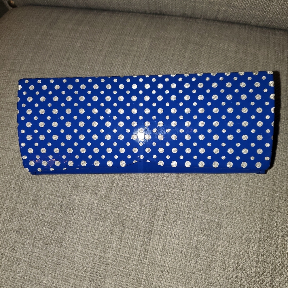 Pierreroy Eyeglass Case, snap closure, plastic, patent-like
